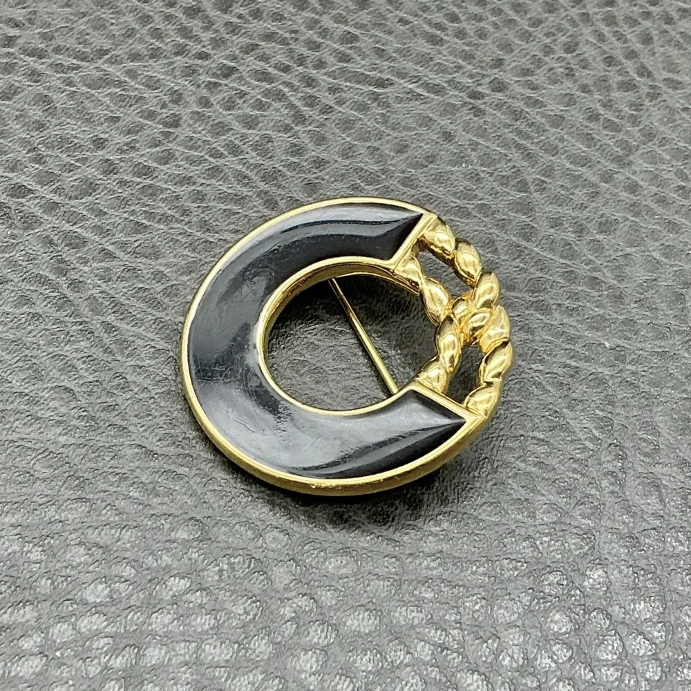Vintage Monet Brooch Black Enamel Circle Pin Gold Tone Chain Link Round Jewelry